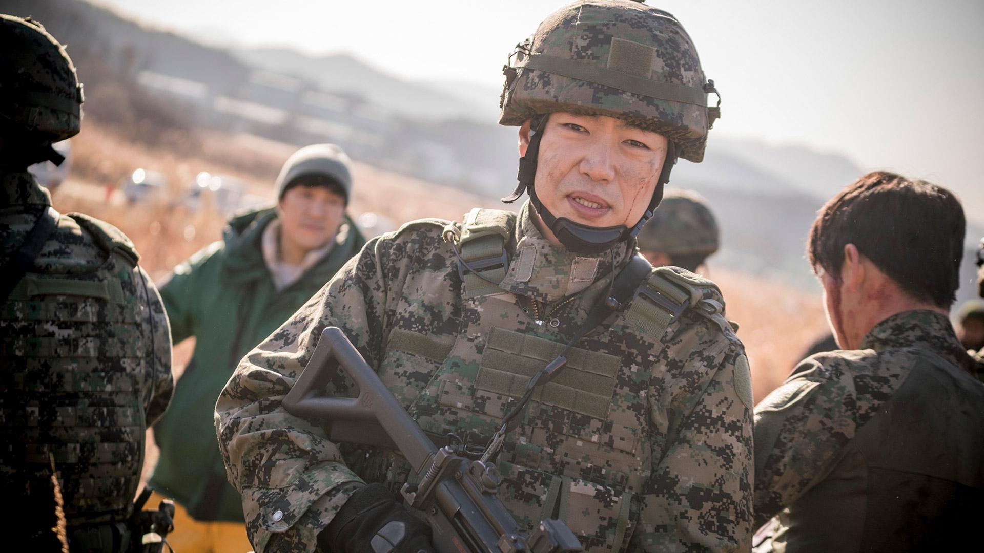 Watch Descendants of the Sun Series Episode 14 on aha in HD Quality